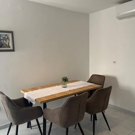 Διαμέρισμα With Parking Space Sukosan, Zadar - 6131