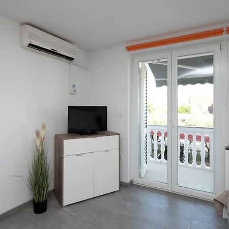 With Parking Space Sukosan, Zadar - 6131 Апартаменты