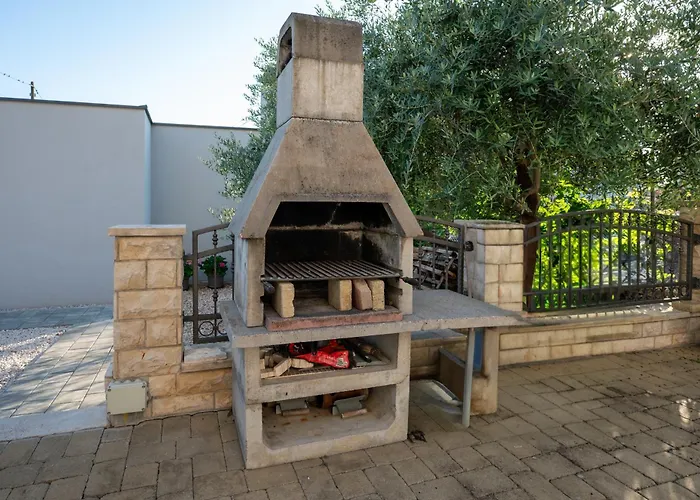 With Parking Space Sukosan, Zadar - 6131 Апартаменты